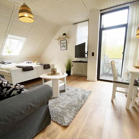 Ferien Im Wangerland - Haus Wiesenweg - Apartment 2 1Og Horumersiel Buitenkant foto