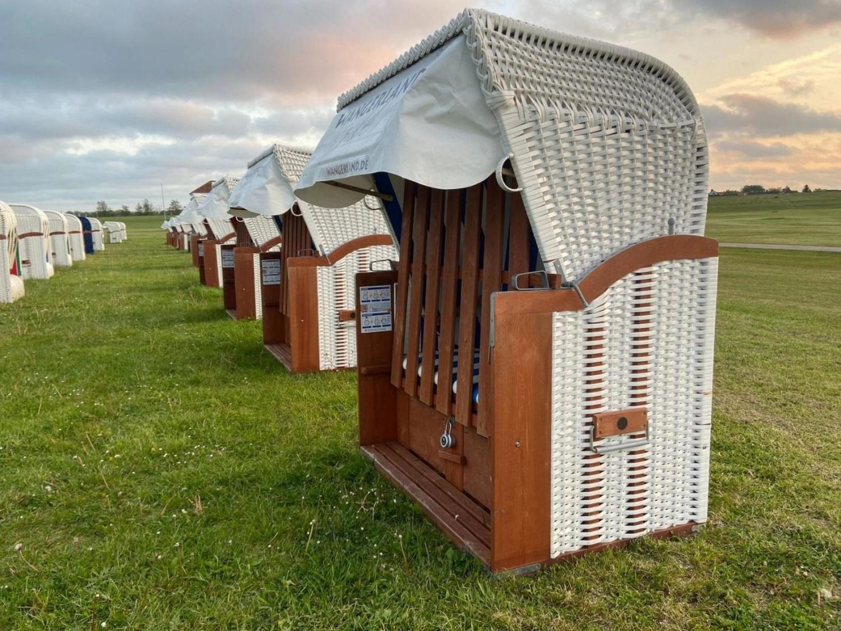 Ferien Im Wangerland - Haus Wiesenweg - Apartment 2 1Og Horumersiel Buitenkant foto
